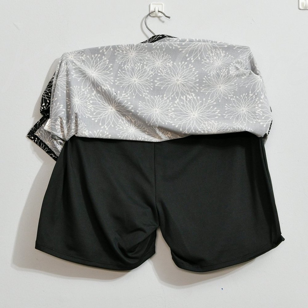 Tranquility by Colorado Clothing Ladies' Skorts‎ Black floral - Picture 4 of 4